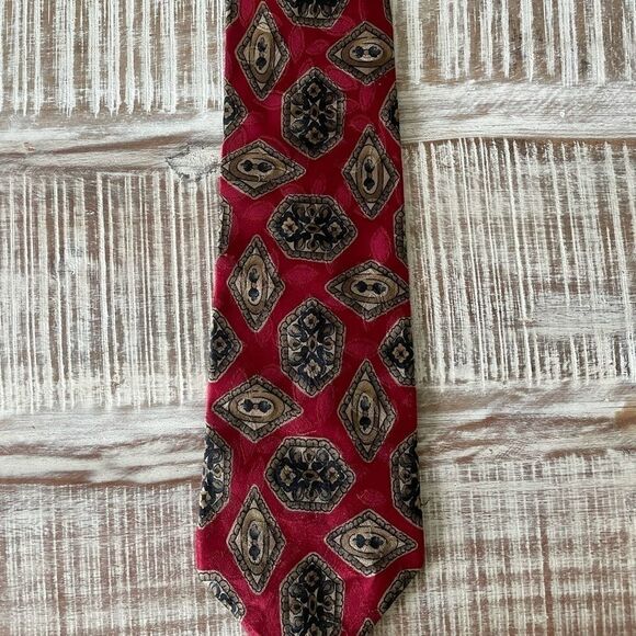 Liberty of London Red and Gold Medallion Tie - Picture 1 of 6